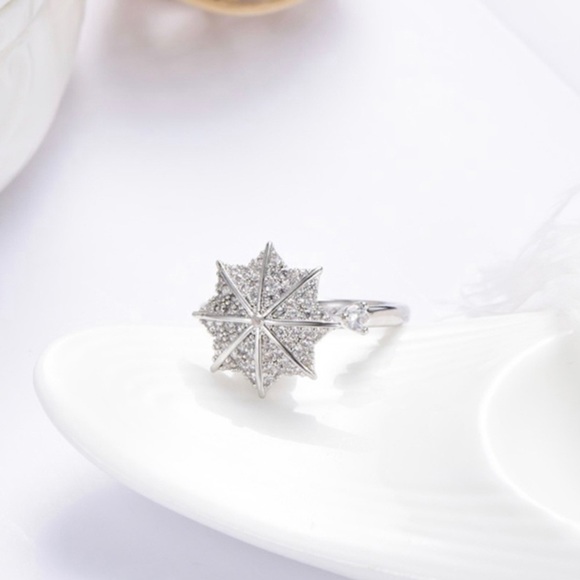 Umbrella Fancy Fidget Spinner Crystal CZ Rotating Silver Ring Resizable - Picture 5 of 5